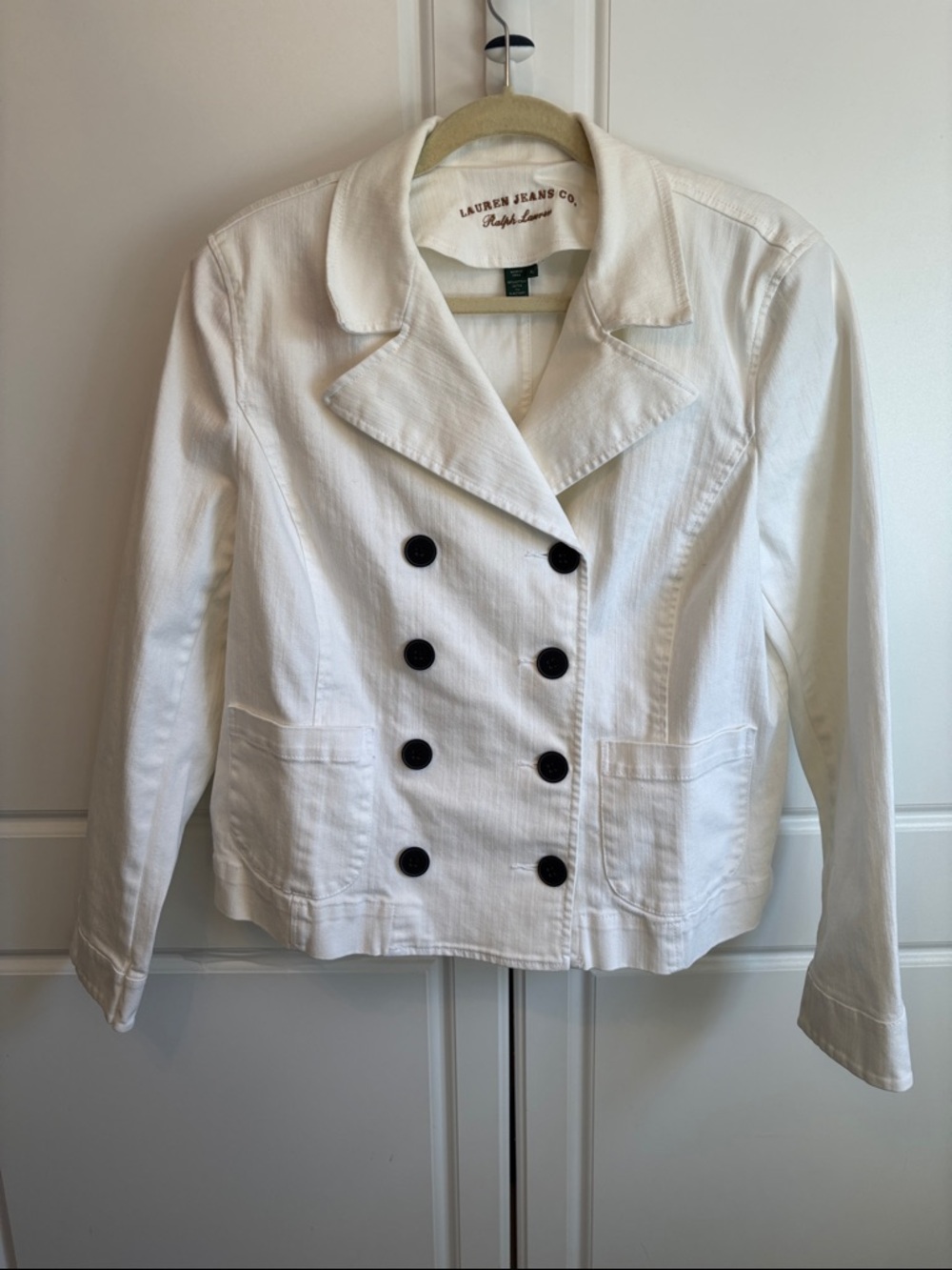 Ralph Lauren White Double-Breasted Pea Coat with Navy Buttons. xL